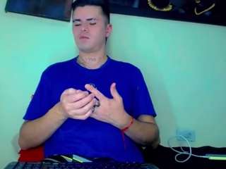 emmavega19 Live Webcam on {site_name}