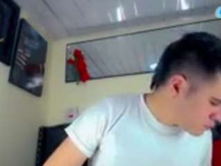 emmavega19 webcam model