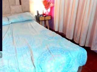mara-jhonsonn Live Webcam on CamSoda