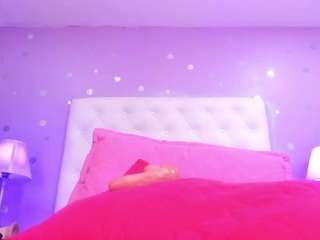  sophia-models chat room