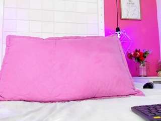 Sophia-models live webcam show