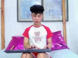 sweetboyx Live Webcam on CamSoda