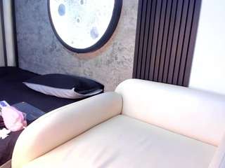 emmaa-greyy webcam model