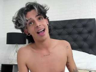 ibratxandy Live Webcam on CamSoda