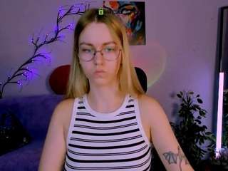 kendall-peach Live Webcam on CamSoda