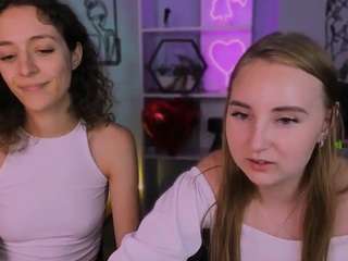 kendall-peach Live Webcam on CamSoda