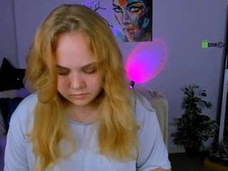 kendall-peach Live Webcam on CamSoda