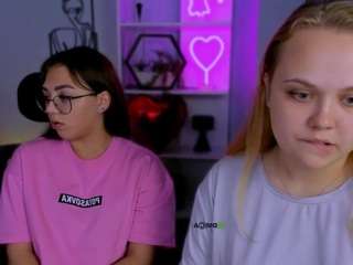 kendall-peach Live Webcam on CamSoda