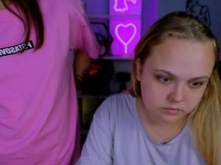  kendall-peach chat room