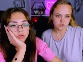 kendall-peach webcam