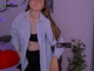 kendall-peach Live Webcam on CamSoda