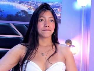 Live webcam model kimberlyvillalobos on Soda Cams