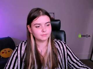 kira-melt webcam model