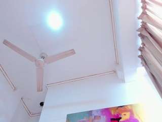 loreleibell webcam model