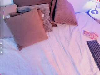 valquiria-dh Live Webcam on CamSoda