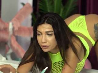 AshleyLux