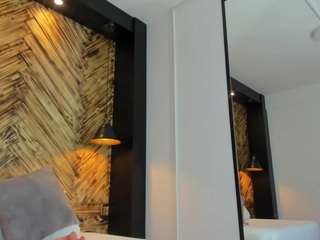 dana-daree Live Webcam on CamSoda