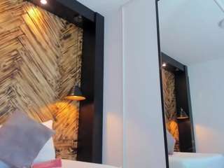 dana-daree's CamSoda show and profile