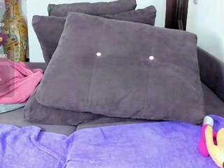divineada Live Webcam on CamSoda