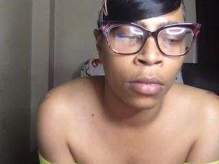  mshoneydoll25 chat room