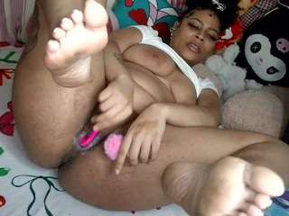 mshoneydoll25 webcam