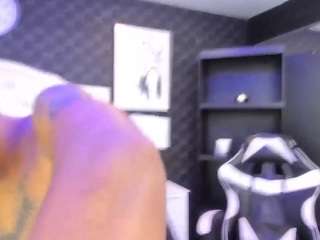 rave-connor Webcam Model Profile
