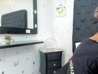 rave-connor webcam