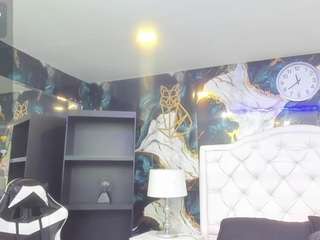 rave-connor Live Webcam on CamSoda