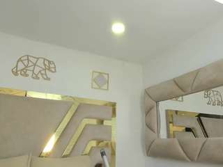 rave-connor Live Webcam on CamSoda