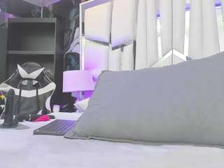rave-connor live profile