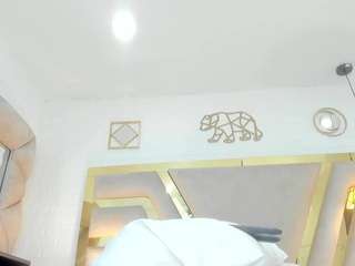 Rave-connor live webcam show