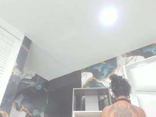 Rave-connor live cam preview