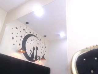  tiinyemilly chat room