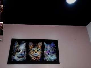  tiinyemilly chat room