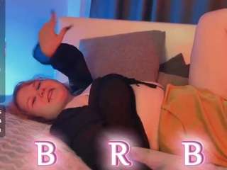 fillisfox's CamSoda show and profile