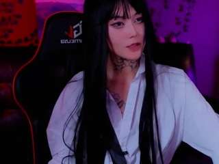 gothxraven Live Webcam on CamSoda