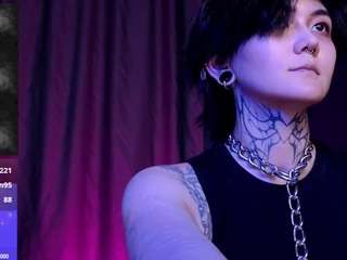 gothxraven Live Webcam on CamSoda