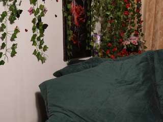 naughtyhomemade17 webcam