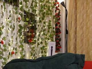 naughtyhomemade17 webcam