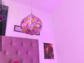 Eily-wish live cam preview