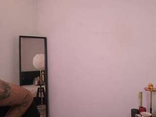 viviennelove19 Live Webcam on CamSoda