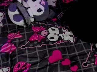 savyloly's CamSoda show and profile