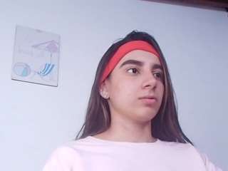 celeste-moonxx webcam model