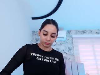 celeste-moonxx webcam model