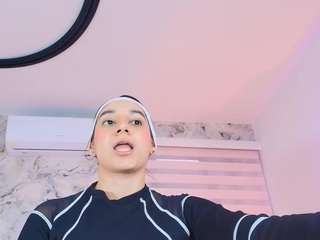 celeste-moonxx webcam model