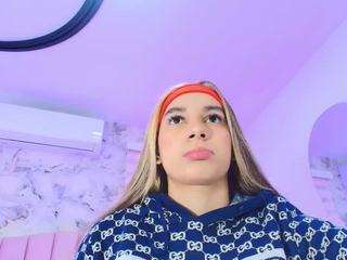 celeste-moonxx webcam