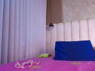 celeste-moonxx Sex Cam Show