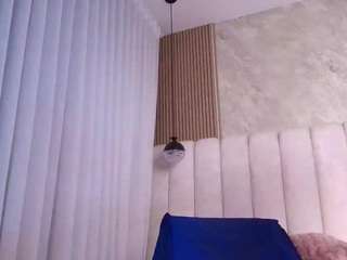 celeste-moonxx live webcam show