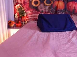 Celeste-moonxx's cam show statistics and live stream