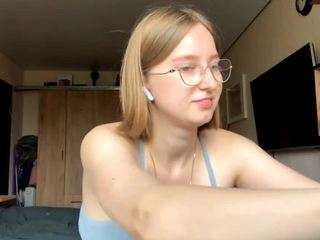 kattie-big-boo Live Webcam on CamSoda